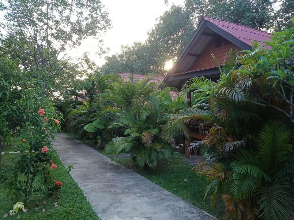Najjamee Bungalows Ko Yao Noi Exterior foto